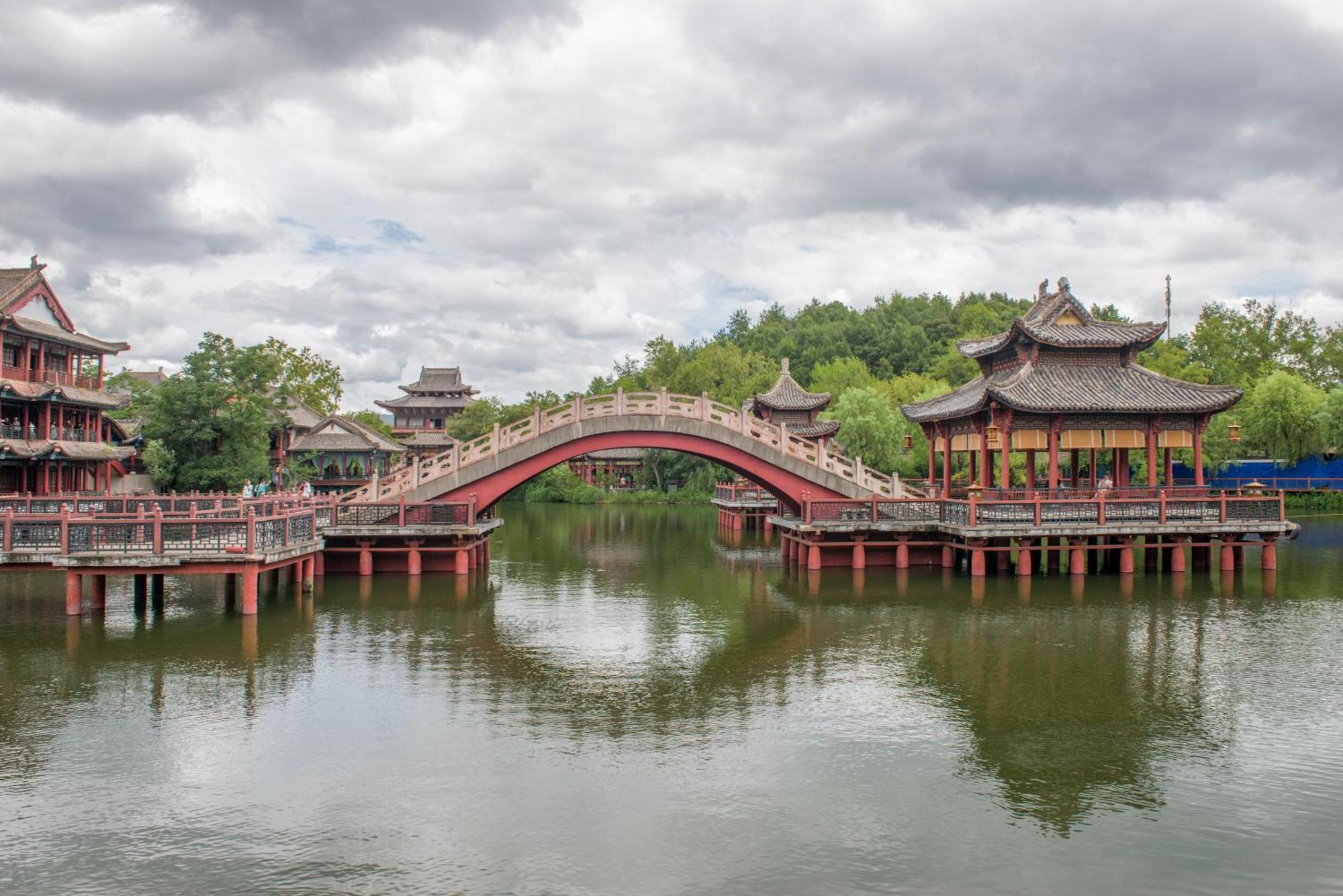 Yiwu Baide Theme Hotel Exterior photo