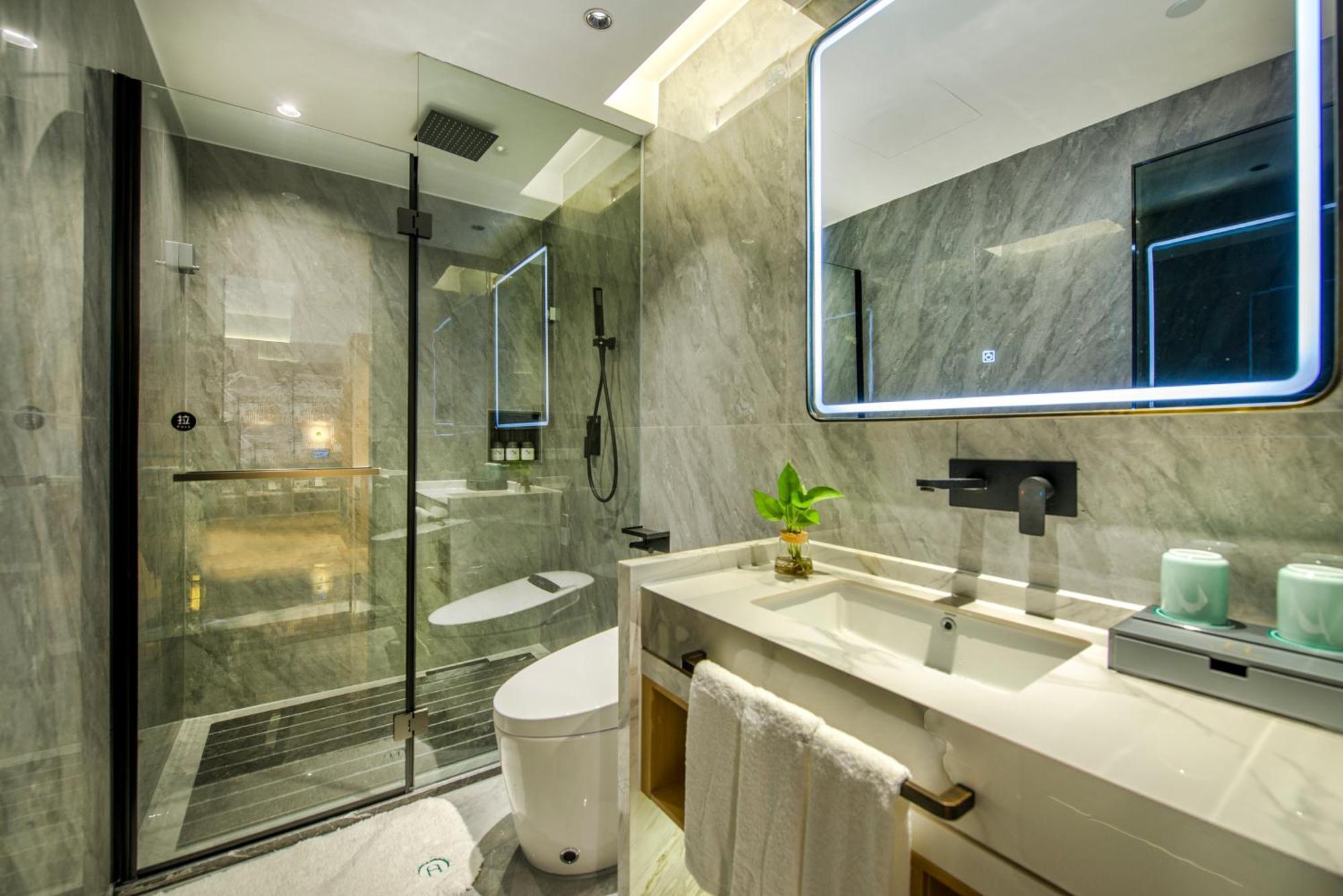 Yiwu Baide Theme Hotel Exterior photo